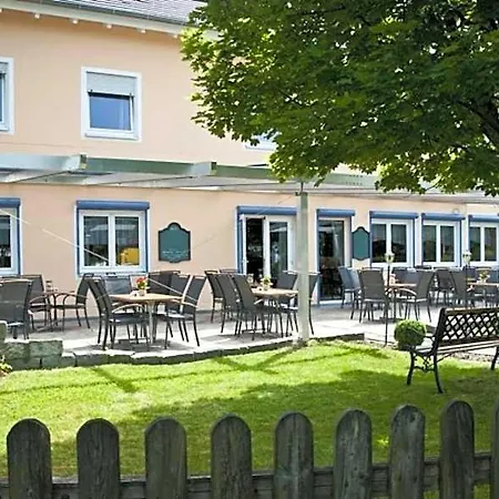 Landgasthof Schwabenpfanne Hotel *